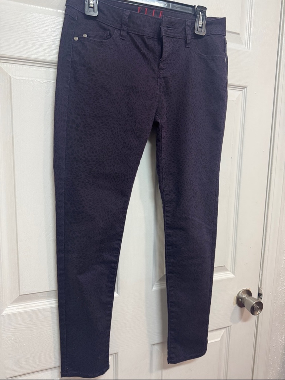 Skinny Jeans Elle Dark Purple Black Leopard Print Pants Size 6